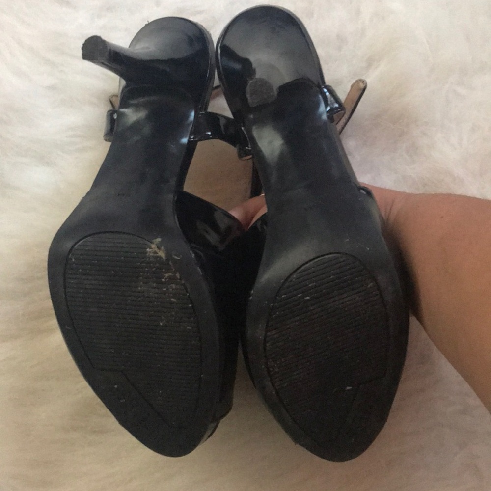 Guess Strappy Heels Peep Toe - Picture 4 of 5